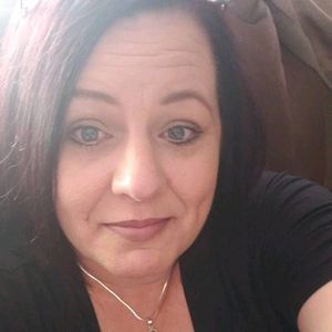 Meet your Posher, Katina